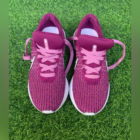 Nike women Magenta Sneakers - Picture 3 of 7